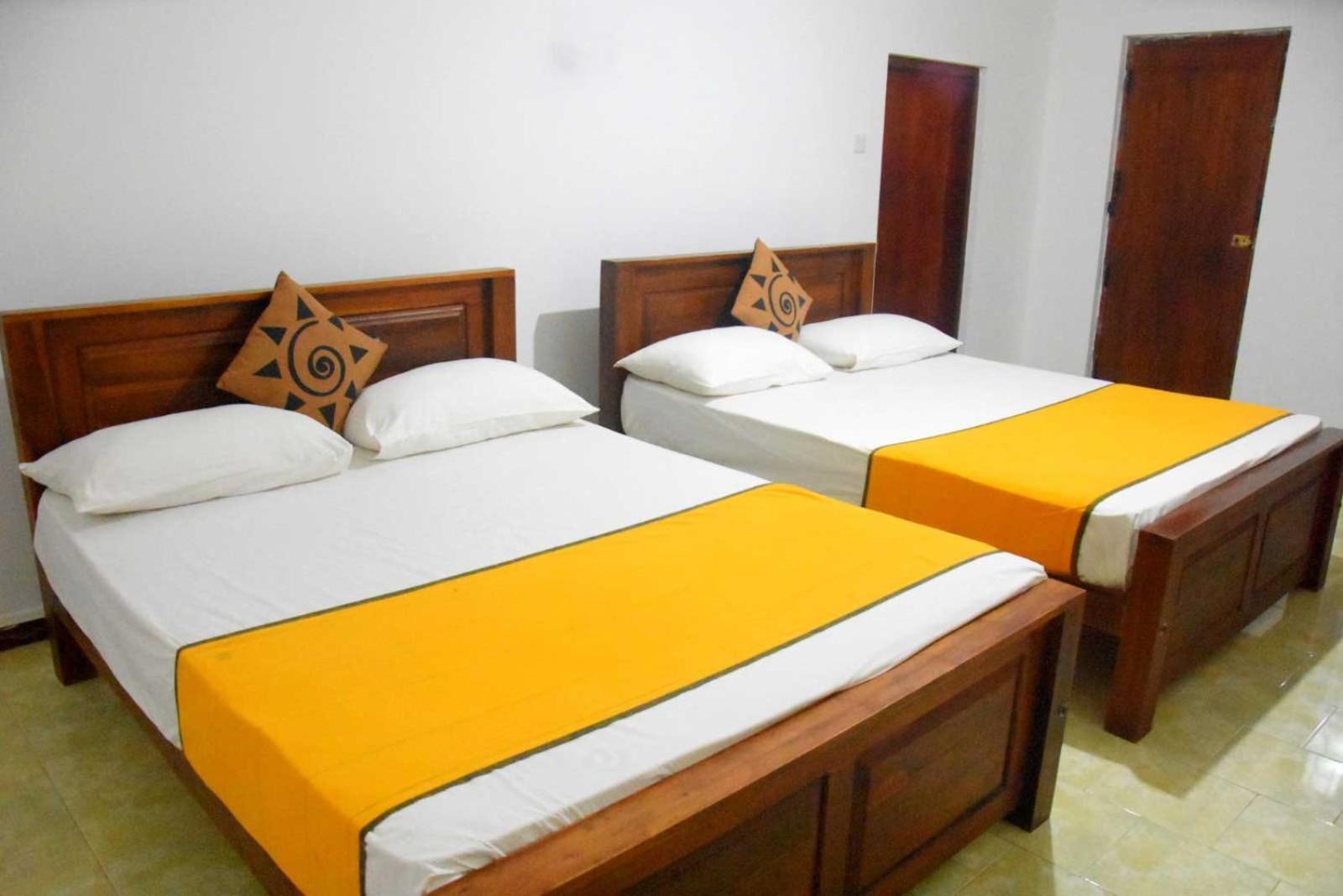 Yellow Birds Resort Anuradhapura Exterior foto