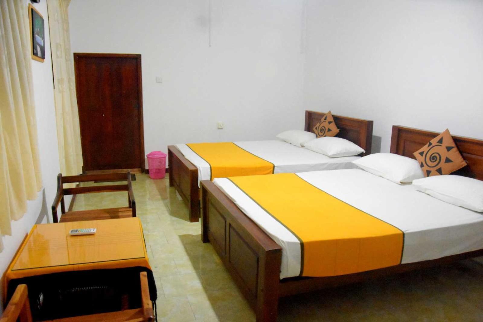 Yellow Birds Resort Anuradhapura Exterior foto