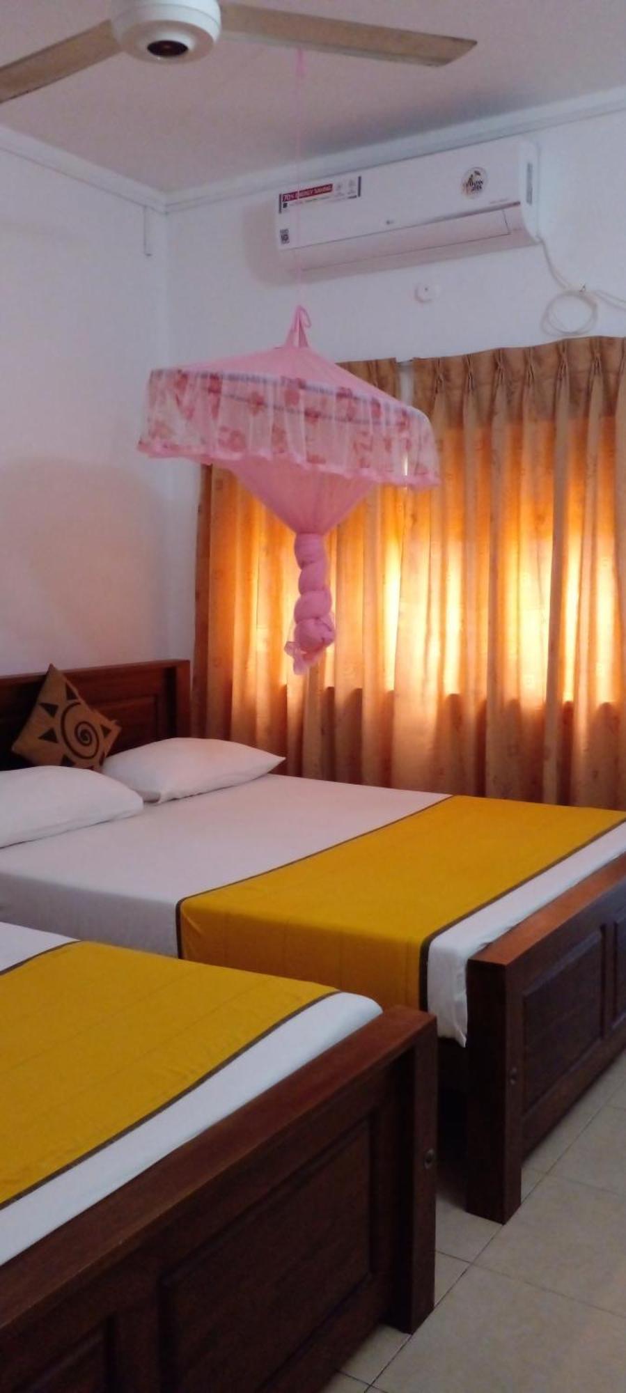 Yellow Birds Resort Anuradhapura Exterior foto