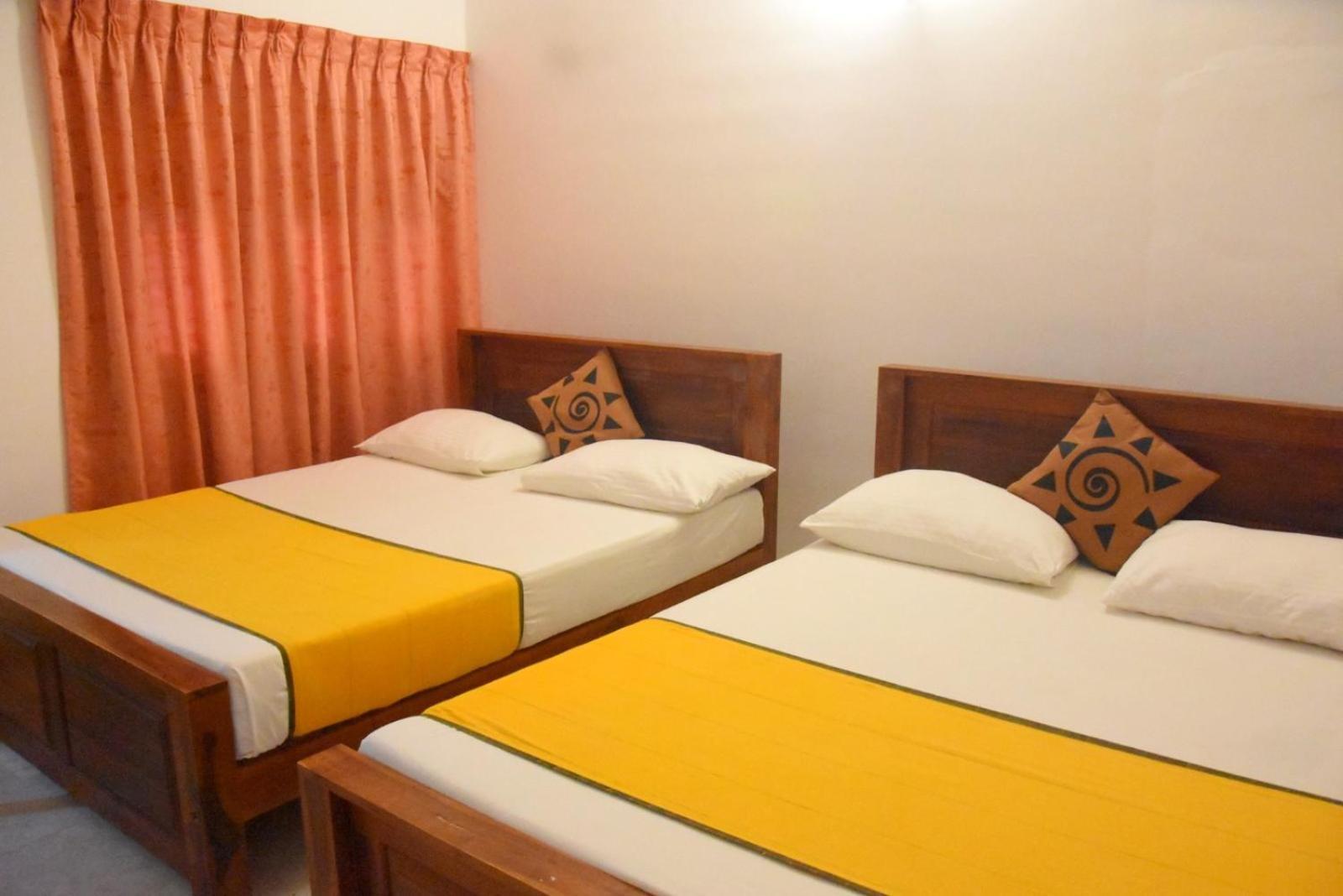 Yellow Birds Resort Anuradhapura Habitación foto